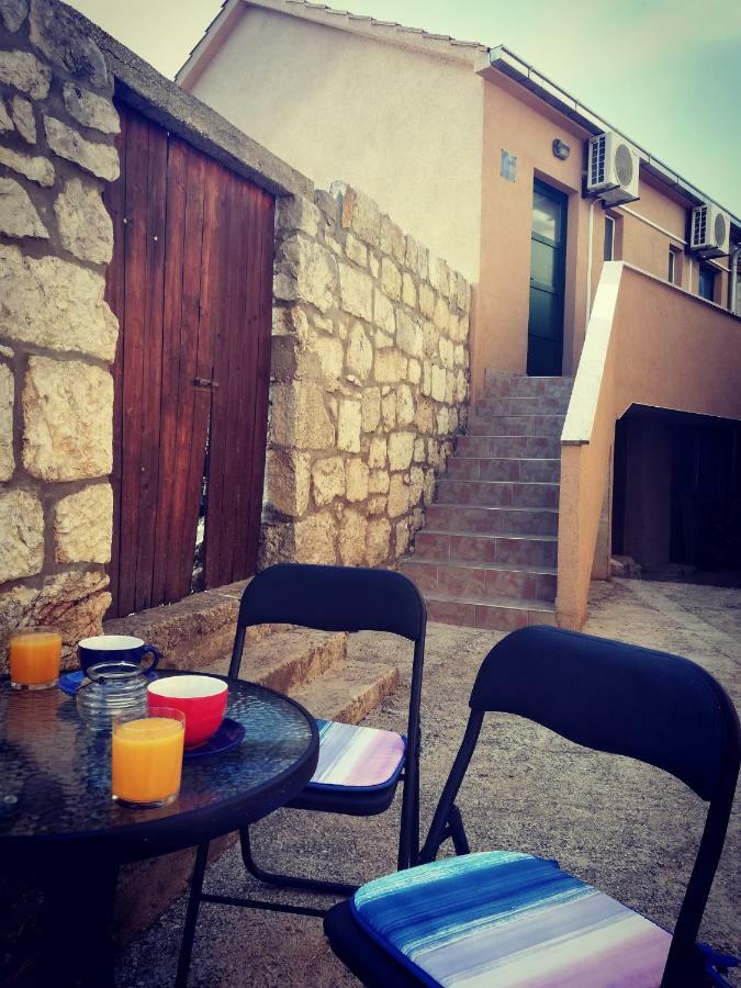 Apartments Luza Lastovo Exterior photo
